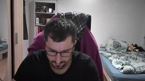 King Dan online show from November 2025 09:15:01 PM