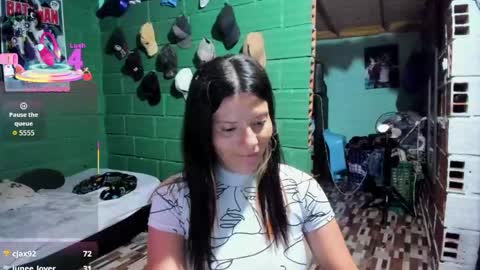 Snapshot of danaarey chatting on May 2026 11:22:02 PM Danaa Rey online show from May 2026 11:22:02 PM