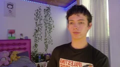 Snapshot of dani_dancer chatting on June 2026 08:11:01 PM Dani Dancer online show from June 2026 08:11:01 PM
