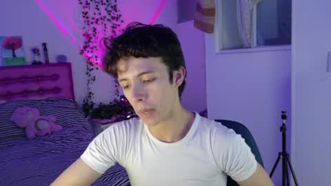 Snapshot of dani_dancer chatting on July 2026 11:12:02 PM Dani Dancer online show from July 2026 11:12:02 PM