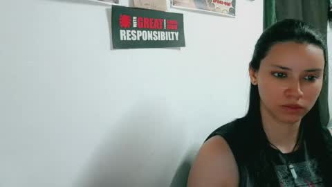 Snapshot of dani_jocelyn chatting on May 2026 07:19:02 PM dani y jocelyn online show from May 2026 07:19:02 PM