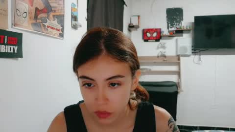 Snapshot of dani_jocelyn chatting on May 2026 05:52:01 PM dani y jocelyn online show from May 2026 05:52:01 PM
