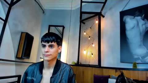 Snapshot of dani_mc chatting on November 2025 11:43:02 AM dani_mc online show from November 2025 11:43:02 AM