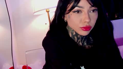 Snapshot of dani_valen chatting on November 2025 01:30:01 AM Dani online show from November 2025 01:30:01 AM