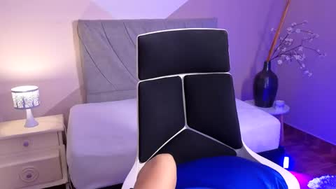 Snapshot of dania22_ chatting on April 2026 02:41:01 PM dania22_ online show from April 2026 02:41:01 PM