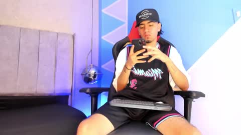 Snapshot of daniel_brawn chatting on September 2025 05:36:02 PM Daniel online show from September 2025 05:36:02 PM
