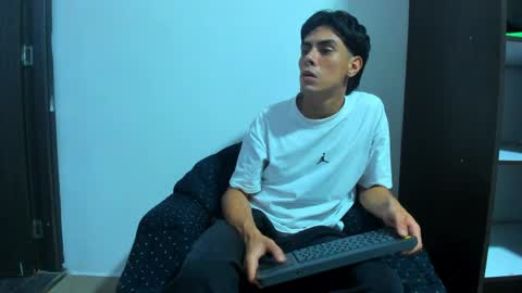 Daniel online show from March 2026 07:03:02 PM