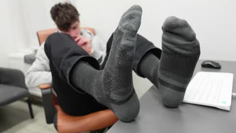 DANIEL SHAWN online show from April 2026 09:49:02 PM