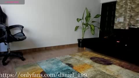 Dani  online show from September 2025 05:16:02 PM