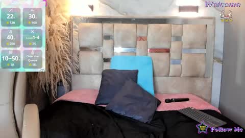 Snapshot of danielaa_a chatting on May 2026 10:30:01 PM Daniela online show from May 2026 10:30:01 PM