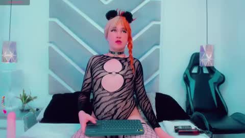 Daniela online show from January 2025 11:17:02 AM