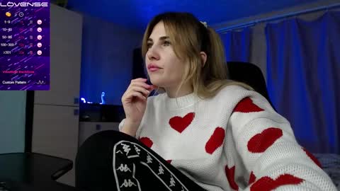 Daniela Cooper online show from February 2025 05:40:02 PM