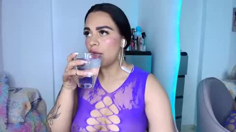 Snapshot of danielacortes03 chatting on October 2025 05:24:01 AM I think I will close this page please leave me a message if you want to know about me online show from October 2025 05:24:01 AM