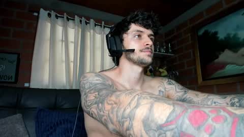 Daniele Bunny online show from January 2025 06:51:01 PM