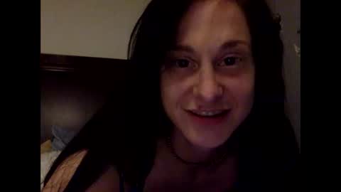 daniellbisous online show from June 2026 04:59:01 AM