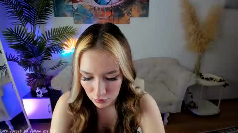 danielle_clar online show from November 2025 01:35:02 PM