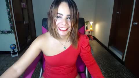 Angie online show from December 2024 05:22:01 PM