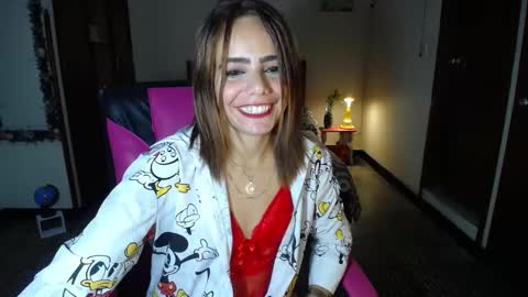 Angie online show from January 2025 05:37:02 PM