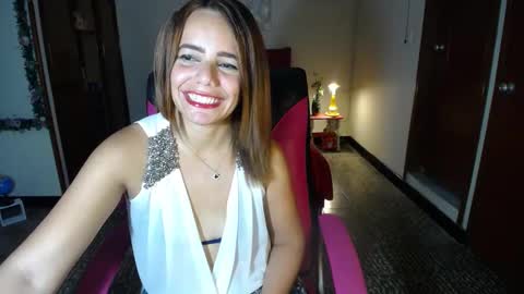 Angie online show from February 2025 10:21:02 PM