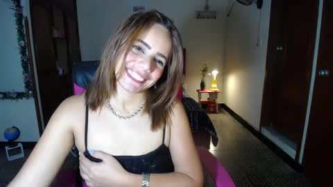 Angie online show from February 2025 05:07:01 PM