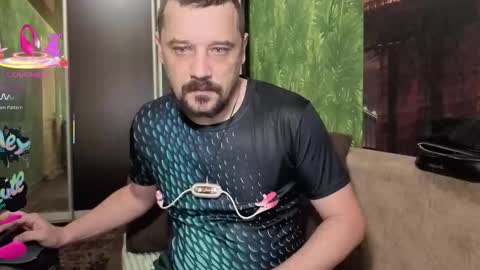 DanieloCool online show from October 2025 07:31:01 AM