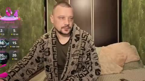 DanieloCool online show from November 2025 06:25:01 AM