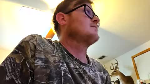 Daniel    y. online show from April 2026 08:18:01 PM