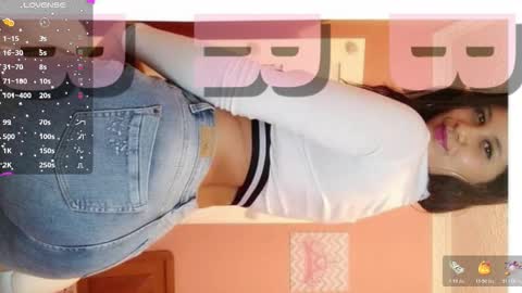 DaNii online show from October 2025 07:25:02 PM