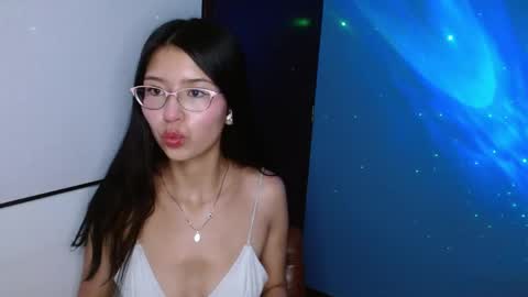 Dani  online show from May 2026 09:47:01 AM
