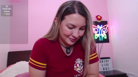 Snapshot of danika_bellaa chatting on July 2026 12:17:02 AM K A R O L online show from July 2026 12:17:02 AM