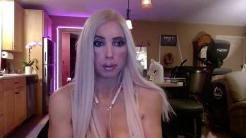 DanikaWhite69 online show from November 2025 11:31:02 AM