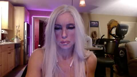 Snapshot of danikawhite69 chatting on April 2026 12:53:02 PM DanikaWhite69 online show from April 2026 12:53:02 PM