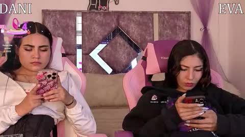 Snapshot of danilu_eva21 chatting on January 2026 07:06:02 PM Danilu and Eva online show from January 2026 07:06:02 PM