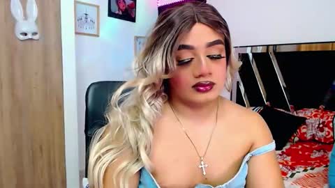 danipein online show from December 2025 10:35:02 AM