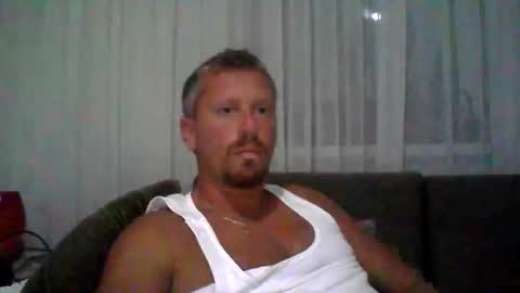 daniel online show from October 2025 08:26:01 PM