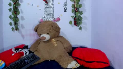 Dani  online show from May 2026 02:08:01 AM