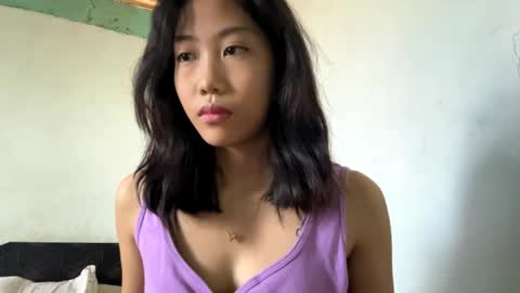Snapshot of danitazuckerberg chatting on May 2026 11:54:02 PM Louise online show from May 2026 11:54:02 PM