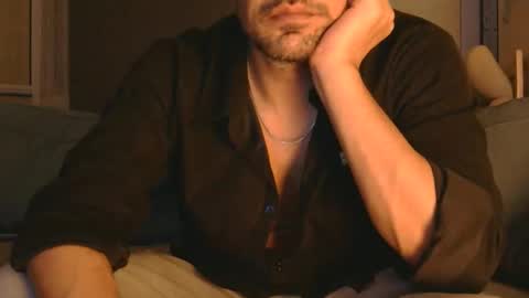 Snapshot of danithenew chatting on October 2025 01:17:02 AM danithenew online show from October 2025 01:17:02 AM