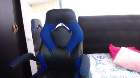 Snapshot of danna_martinez33 chatting on February 2026 11:53:01 AM danna martinez33 online show from February 2026 11:53:01 AM