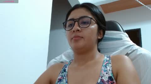 Snapshot of danna_peterson chatting on January 2025 10:05:01 PM Danna online show from January 2025 10:05:01 PM