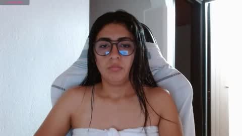 Snapshot of danna_peterson chatting on January 2025 08:07:01 PM Danna online show from January 2025 08:07:01 PM