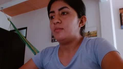 Snapshot of danna_peterson chatting on February 2025 09:01:01 PM Danna online show from February 2025 09:01:01 PM