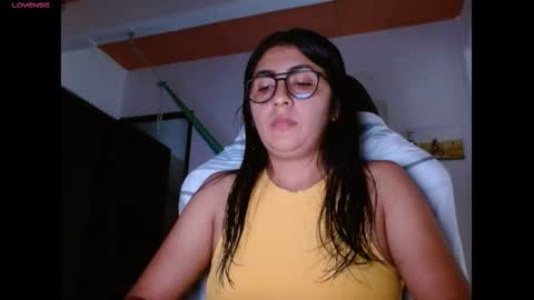 Snapshot of danna_peterson chatting on February 2025 10:29:02 PM Danna online show from February 2025 10:29:02 PM