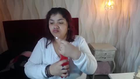 Snapshot of dannagarza chatting on December 2025 04:28:02 AM Danna Garza online show from December 2025 04:28:02 AM