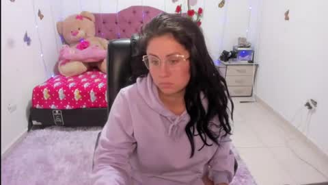 Snapshot of dannajeins chatting on June 2026 07:05:02 PM Danna Sofia jeins online show from June 2026 07:05:02 PM