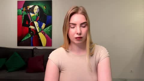 dannamissss online show from December 2024 07:22:01 PM