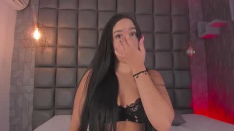 Snapshot of dannavelvet chatting on February 2026 12:03:01 PM Danna online show from February 2026 12:03:01 PM