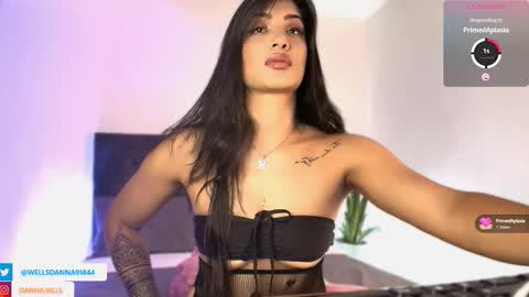 Danna Wells online show from September 2025 06:09:02 PM