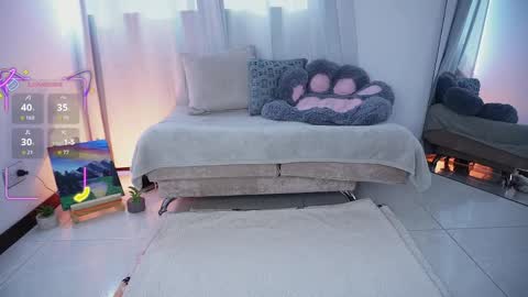 Snapshot of dannielle_ chatting on May 2026 08:05:02 PM online show from May 2026 08:05:02 PM