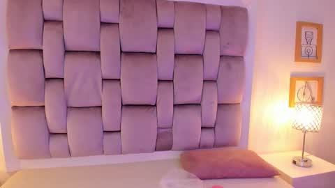 Dannika online show from November 2025 03:29:01 AM